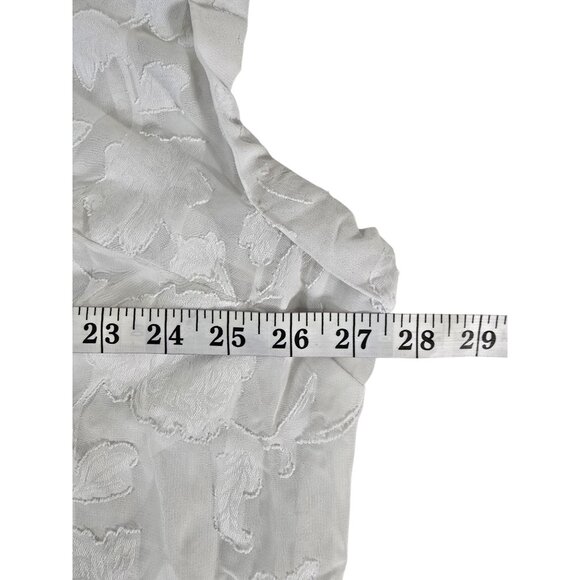 Ava & Viv Size 2X Semi-sheer White with Floral Embroidered White Flowers Sleevel - Picture 5 of 6